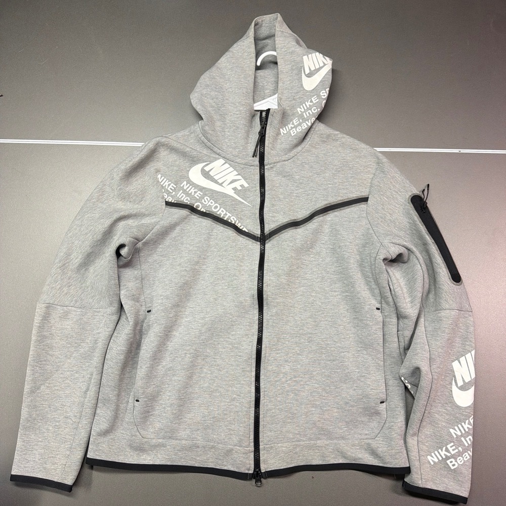 Nike Sportswear Gray Black Tech Fleece Full-Zip Hoodie Men's Size L DM6474-063‎